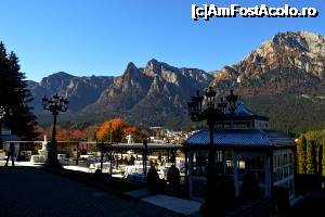 P04 [NOV-2015] Castelul Cantacuzino, Bușteni - vedere din grădină