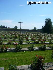[P01] Terezin - lagarul de concentrare sau Mica Fortareata, Cimitirul National » foto by magdalena
 - 
<span class="allrVoted glyphicon glyphicon-heart hidden" id="av113980"></span>
<a class="m-l-10 hidden" id="sv113980" onclick="voting_Foto_DelVot(,113980,6883)" role="button">șterge vot <span class="glyphicon glyphicon-remove"></span></a>
<a id="v9113980" class=" c-red"  onclick="voting_Foto_SetVot(113980)" role="button"><span class="glyphicon glyphicon-heart-empty"></span> <b>LIKE</b> = Votează poza</a> <img class="hidden"  id="f113980W9" src="/imagini/loader.gif" border="0" /><span class="AjErrMes hidden" id="e113980ErM"></span>
