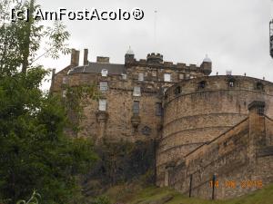 [P27] Edinborgh - Castelul.  » foto by iulianic
 - 
<span class="allrVoted glyphicon glyphicon-heart hidden" id="av849898"></span>
<a class="m-l-10 hidden" id="sv849898" onclick="voting_Foto_DelVot(,849898,6898)" role="button">șterge vot <span class="glyphicon glyphicon-remove"></span></a>
<a id="v9849898" class=" c-red"  onclick="voting_Foto_SetVot(849898)" role="button"><span class="glyphicon glyphicon-heart-empty"></span> <b>LIKE</b> = Votează poza</a> <img class="hidden"  id="f849898W9" src="/imagini/loader.gif" border="0" /><span class="AjErrMes hidden" id="e849898ErM"></span>