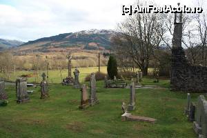 [P54] Cimitirul micuț din curtea bisericii din Balquhidder.  » foto by ariciu*
 - 
<span class="allrVoted glyphicon glyphicon-heart hidden" id="av502431"></span>
<a class="m-l-10 hidden" id="sv502431" onclick="voting_Foto_DelVot(,502431,6898)" role="button">șterge vot <span class="glyphicon glyphicon-remove"></span></a>
<a id="v9502431" class=" c-red"  onclick="voting_Foto_SetVot(502431)" role="button"><span class="glyphicon glyphicon-heart-empty"></span> <b>LIKE</b> = Votează poza</a> <img class="hidden"  id="f502431W9" src="/imagini/loader.gif" border="0" /><span class="AjErrMes hidden" id="e502431ErM"></span>