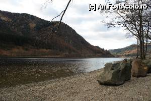 [P64] Portocaliul dealurilor se oglindea în apele loch-ului.  » foto by ariciu*
 - 
<span class="allrVoted glyphicon glyphicon-heart hidden" id="av502441"></span>
<a class="m-l-10 hidden" id="sv502441" onclick="voting_Foto_DelVot(,502441,6898)" role="button">șterge vot <span class="glyphicon glyphicon-remove"></span></a>
<a id="v9502441" class=" c-red"  onclick="voting_Foto_SetVot(502441)" role="button"><span class="glyphicon glyphicon-heart-empty"></span> <b>LIKE</b> = Votează poza</a> <img class="hidden"  id="f502441W9" src="/imagini/loader.gif" border="0" /><span class="AjErrMes hidden" id="e502441ErM"></span>