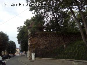 [P19] În spate la Casa Frieda, Sibiu, pe lângă Pensiunea Luceafărul » foto by Mioritik
 - 
<span class="allrVoted glyphicon glyphicon-heart hidden" id="av1296469"></span>
<a class="m-l-10 hidden" id="sv1296469" onclick="voting_Foto_DelVot(,1296469,6927)" role="button">șterge vot <span class="glyphicon glyphicon-remove"></span></a>
<a id="v91296469" class=" c-red"  onclick="voting_Foto_SetVot(1296469)" role="button"><span class="glyphicon glyphicon-heart-empty"></span> <b>LIKE</b> = Votează poza</a> <img class="hidden"  id="f1296469W9" src="/imagini/loader.gif" border="0" /><span class="AjErrMes hidden" id="e1296469ErM"></span>