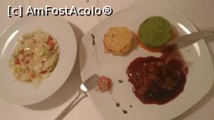 [P01] Lombo de Porco com molho de Vinho do Porto e sumo » foto by crina_irinel
 - 
<span class="allrVoted glyphicon glyphicon-heart hidden" id="av795672"></span>
<a class="m-l-10 hidden" id="sv795672" onclick="voting_Foto_DelVot(,795672,6927)" role="button">șterge vot <span class="glyphicon glyphicon-remove"></span></a>
<a id="v9795672" class=" c-red"  onclick="voting_Foto_SetVot(795672)" role="button"><span class="glyphicon glyphicon-heart-empty"></span> <b>LIKE</b> = Votează poza</a> <img class="hidden"  id="f795672W9" src="/imagini/loader.gif" border="0" /><span class="AjErrMes hidden" id="e795672ErM"></span>