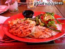 [P12] La restaurantul Friday's din mall - pui cu sos Jack Daniel's. » foto by presario
 - 
<span class="allrVoted glyphicon glyphicon-heart hidden" id="av115165"></span>
<a class="m-l-10 hidden" id="sv115165" onclick="voting_Foto_DelVot(,115165,7013)" role="button">șterge vot <span class="glyphicon glyphicon-remove"></span></a>
<a id="v9115165" class=" c-red"  onclick="voting_Foto_SetVot(115165)" role="button"><span class="glyphicon glyphicon-heart-empty"></span> <b>LIKE</b> = Votează poza</a> <img class="hidden"  id="f115165W9" src="/imagini/loader.gif" border="0" /><span class="AjErrMes hidden" id="e115165ErM"></span>