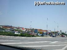 [P05] O alta intrare leterala la mall-ul Mediterranean Cosmos » foto by presario
 - 
<span class="allrVoted glyphicon glyphicon-heart hidden" id="av115144"></span>
<a class="m-l-10 hidden" id="sv115144" onclick="voting_Foto_DelVot(,115144,7013)" role="button">șterge vot <span class="glyphicon glyphicon-remove"></span></a>
<a id="v9115144" class=" c-red"  onclick="voting_Foto_SetVot(115144)" role="button"><span class="glyphicon glyphicon-heart-empty"></span> <b>LIKE</b> = Votează poza</a> <img class="hidden"  id="f115144W9" src="/imagini/loader.gif" border="0" /><span class="AjErrMes hidden" id="e115144ErM"></span>