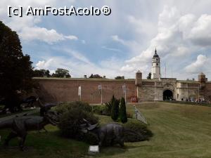 [P04] Interiorul fortaretei Kalemegdan » foto by Ode19
 - 
<span class="allrVoted glyphicon glyphicon-heart hidden" id="av1098267"></span>
<a class="m-l-10 hidden" id="sv1098267" onclick="voting_Foto_DelVot(,1098267,7062)" role="button">șterge vot <span class="glyphicon glyphicon-remove"></span></a>
<a id="v91098267" class=" c-red"  onclick="voting_Foto_SetVot(1098267)" role="button"><span class="glyphicon glyphicon-heart-empty"></span> <b>LIKE</b> = Votează poza</a> <img class="hidden"  id="f1098267W9" src="/imagini/loader.gif" border="0" /><span class="AjErrMes hidden" id="e1098267ErM"></span>