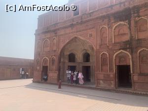 [P18] Agra Fort,India » foto by AZE
 - 
<span class="allrVoted glyphicon glyphicon-heart hidden" id="av1435982"></span>
<a class="m-l-10 hidden" id="sv1435982" onclick="voting_Foto_DelVot(,1435982,7081)" role="button">șterge vot <span class="glyphicon glyphicon-remove"></span></a>
<a id="v91435982" class=" c-red"  onclick="voting_Foto_SetVot(1435982)" role="button"><span class="glyphicon glyphicon-heart-empty"></span> <b>LIKE</b> = Votează poza</a> <img class="hidden"  id="f1435982W9" src="/imagini/loader.gif" border="0" /><span class="AjErrMes hidden" id="e1435982ErM"></span>