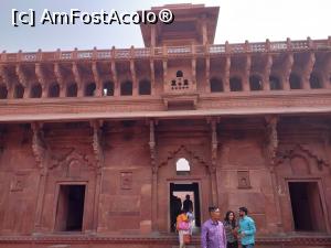[P23] Red Fort, palat din gresie rosie » foto by Yolanda
 - 
<span class="allrVoted glyphicon glyphicon-heart hidden" id="av1139554"></span>
<a class="m-l-10 hidden" id="sv1139554" onclick="voting_Foto_DelVot(,1139554,7081)" role="button">șterge vot <span class="glyphicon glyphicon-remove"></span></a>
<a id="v91139554" class=" c-red"  onclick="voting_Foto_SetVot(1139554)" role="button"><span class="glyphicon glyphicon-heart-empty"></span> <b>LIKE</b> = Votează poza</a> <img class="hidden"  id="f1139554W9" src="/imagini/loader.gif" border="0" /><span class="AjErrMes hidden" id="e1139554ErM"></span>