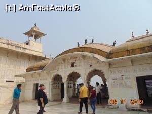 [P09] Red Fort » foto by Yolanda
 - 
<span class="allrVoted glyphicon glyphicon-heart hidden" id="av1139540"></span>
<a class="m-l-10 hidden" id="sv1139540" onclick="voting_Foto_DelVot(,1139540,7081)" role="button">șterge vot <span class="glyphicon glyphicon-remove"></span></a>
<a id="v91139540" class=" c-red"  onclick="voting_Foto_SetVot(1139540)" role="button"><span class="glyphicon glyphicon-heart-empty"></span> <b>LIKE</b> = Votează poza</a> <img class="hidden"  id="f1139540W9" src="/imagini/loader.gif" border="0" /><span class="AjErrMes hidden" id="e1139540ErM"></span>