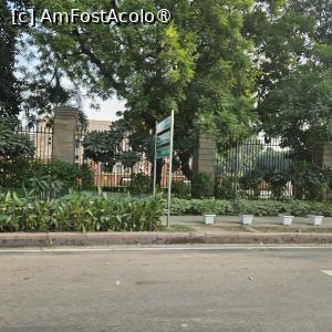 [P32] prin New Delhi » foto by robert
 - 
<span class="allrVoted glyphicon glyphicon-heart hidden" id="av1474332"></span>
<a class="m-l-10 hidden" id="sv1474332" onclick="voting_Foto_DelVot(,1474332,7091)" role="button">șterge vot <span class="glyphicon glyphicon-remove"></span></a>
<a id="v91474332" class=" c-red"  onclick="voting_Foto_SetVot(1474332)" role="button"><span class="glyphicon glyphicon-heart-empty"></span> <b>LIKE</b> = Votează poza</a> <img class="hidden"  id="f1474332W9" src="/imagini/loader.gif" border="0" /><span class="AjErrMes hidden" id="e1474332ErM"></span>