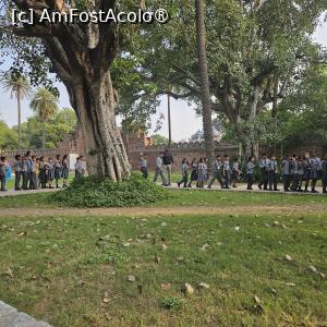 [P37] la mormântul lui Isa Khan » foto by robert
 - 
<span class="allrVoted glyphicon glyphicon-heart hidden" id="av1474337"></span>
<a class="m-l-10 hidden" id="sv1474337" onclick="voting_Foto_DelVot(,1474337,7091)" role="button">șterge vot <span class="glyphicon glyphicon-remove"></span></a>
<a id="v91474337" class=" c-red"  onclick="voting_Foto_SetVot(1474337)" role="button"><span class="glyphicon glyphicon-heart-empty"></span> <b>LIKE</b> = Votează poza</a> <img class="hidden"  id="f1474337W9" src="/imagini/loader.gif" border="0" /><span class="AjErrMes hidden" id="e1474337ErM"></span>