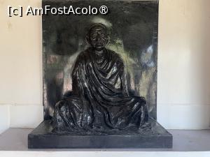 [P49] Muzeul Gandhi Smriti » foto by AZE
 - 
<span class="allrVoted glyphicon glyphicon-heart hidden" id="av1432201"></span>
<a class="m-l-10 hidden" id="sv1432201" onclick="voting_Foto_DelVot(,1432201,7091)" role="button">șterge vot <span class="glyphicon glyphicon-remove"></span></a>
<a id="v91432201" class=" c-red"  onclick="voting_Foto_SetVot(1432201)" role="button"><span class="glyphicon glyphicon-heart-empty"></span> <b>LIKE</b> = Votează poza</a> <img class="hidden"  id="f1432201W9" src="/imagini/loader.gif" border="0" /><span class="AjErrMes hidden" id="e1432201ErM"></span>