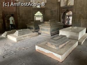 [P67] Mauzoleul Humayun,Isa Khan Tomb » foto by AZE
 - 
<span class="allrVoted glyphicon glyphicon-heart hidden" id="av1432795"></span>
<a class="m-l-10 hidden" id="sv1432795" onclick="voting_Foto_DelVot(,1432795,7091)" role="button">șterge vot <span class="glyphicon glyphicon-remove"></span></a>
<a id="v91432795" class=" c-red"  onclick="voting_Foto_SetVot(1432795)" role="button"><span class="glyphicon glyphicon-heart-empty"></span> <b>LIKE</b> = Votează poza</a> <img class="hidden"  id="f1432795W9" src="/imagini/loader.gif" border="0" /><span class="AjErrMes hidden" id="e1432795ErM"></span>