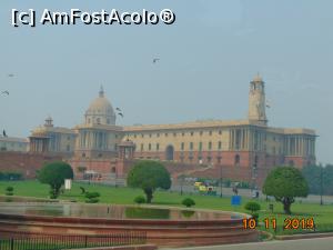 [P14] Palatul prezidential din centrul civic » foto by Yolanda
 - 
<span class="allrVoted glyphicon glyphicon-heart hidden" id="av1148327"></span>
<a class="m-l-10 hidden" id="sv1148327" onclick="voting_Foto_DelVot(,1148327,7091)" role="button">șterge vot <span class="glyphicon glyphicon-remove"></span></a>
<a id="v91148327" class=" c-red"  onclick="voting_Foto_SetVot(1148327)" role="button"><span class="glyphicon glyphicon-heart-empty"></span> <b>LIKE</b> = Votează poza</a> <img class="hidden"  id="f1148327W9" src="/imagini/loader.gif" border="0" /><span class="AjErrMes hidden" id="e1148327ErM"></span>