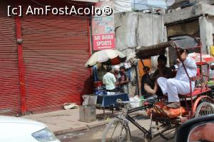 [P05] Curățenia precară a străzilor din Old Delhi.  » foto by glcitizen
 - 
<span class="allrVoted glyphicon glyphicon-heart hidden" id="av860617"></span>
<a class="m-l-10 hidden" id="sv860617" onclick="voting_Foto_DelVot(,860617,7091)" role="button">șterge vot <span class="glyphicon glyphicon-remove"></span></a>
<a id="v9860617" class=" c-red"  onclick="voting_Foto_SetVot(860617)" role="button"><span class="glyphicon glyphicon-heart-empty"></span> <b>LIKE</b> = Votează poza</a> <img class="hidden"  id="f860617W9" src="/imagini/loader.gif" border="0" /><span class="AjErrMes hidden" id="e860617ErM"></span>