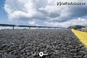 [P13] Soseaua spre nori » foto by lottee7
 - 
<span class="allrVoted glyphicon glyphicon-heart hidden" id="av641043"></span>
<a class="m-l-10 hidden" id="sv641043" onclick="voting_Foto_DelVot(,641043,7149)" role="button">șterge vot <span class="glyphicon glyphicon-remove"></span></a>
<a id="v9641043" class=" c-red"  onclick="voting_Foto_SetVot(641043)" role="button"><span class="glyphicon glyphicon-heart-empty"></span> <b>LIKE</b> = Votează poza</a> <img class="hidden"  id="f641043W9" src="/imagini/loader.gif" border="0" /><span class="AjErrMes hidden" id="e641043ErM"></span>