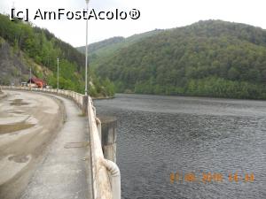 [P23] o alta parte a barajului Tau » foto by zlatna
 - 
<span class="allrVoted glyphicon glyphicon-heart hidden" id="av744051"></span>
<a class="m-l-10 hidden" id="sv744051" onclick="voting_Foto_DelVot(,744051,7149)" role="button">șterge vot <span class="glyphicon glyphicon-remove"></span></a>
<a id="v9744051" class=" c-red"  onclick="voting_Foto_SetVot(744051)" role="button"><span class="glyphicon glyphicon-heart-empty"></span> <b>LIKE</b> = Votează poza</a> <img class="hidden"  id="f744051W9" src="/imagini/loader.gif" border="0" /><span class="AjErrMes hidden" id="e744051ErM"></span>