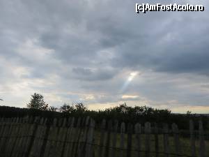 [P13] O rază de rămas-bun la Baia de Fier - august 2015.  » foto by tata123 🔱
 - 
<span class="allrVoted glyphicon glyphicon-heart hidden" id="av659483"></span>
<a class="m-l-10 hidden" id="sv659483" onclick="voting_Foto_DelVot(,659483,7149)" role="button">șterge vot <span class="glyphicon glyphicon-remove"></span></a>
<a id="v9659483" class=" c-red"  onclick="voting_Foto_SetVot(659483)" role="button"><span class="glyphicon glyphicon-heart-empty"></span> <b>LIKE</b> = Votează poza</a> <img class="hidden"  id="f659483W9" src="/imagini/loader.gif" border="0" /><span class="AjErrMes hidden" id="e659483ErM"></span>