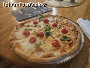 [P07] Pizza margarita. » foto by gherman_adr
 - 
<span class="allrVoted glyphicon glyphicon-heart hidden" id="av1518528"></span>
<a class="m-l-10 hidden" id="sv1518528" onclick="voting_Foto_DelVot(,1518528,7201)" role="button">șterge vot <span class="glyphicon glyphicon-remove"></span></a>
<a id="v91518528" class=" c-red"  onclick="voting_Foto_SetVot(1518528)" role="button"><span class="glyphicon glyphicon-heart-empty"></span> <b>LIKE</b> = Votează poza</a> <img class="hidden"  id="f1518528W9" src="/imagini/loader.gif" border="0" /><span class="AjErrMes hidden" id="e1518528ErM"></span>