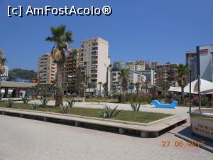 [P14] Durrës - Zona cu hoteluri din apropierea plajei.  » foto by iulianic
 - 
<span class="allrVoted glyphicon glyphicon-heart hidden" id="av872001"></span>
<a class="m-l-10 hidden" id="sv872001" onclick="voting_Foto_DelVot(,872001,7202)" role="button">șterge vot <span class="glyphicon glyphicon-remove"></span></a>
<a id="v9872001" class=" c-red"  onclick="voting_Foto_SetVot(872001)" role="button"><span class="glyphicon glyphicon-heart-empty"></span> <b>LIKE</b> = Votează poza</a> <img class="hidden"  id="f872001W9" src="/imagini/loader.gif" border="0" /><span class="AjErrMes hidden" id="e872001ErM"></span>