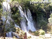 [P13] Cascada Kravice » foto by marius.covaci
 - 
<span class="allrVoted glyphicon glyphicon-heart hidden" id="av143712"></span>
<a class="m-l-10 hidden" id="sv143712" onclick="voting_Foto_DelVot(,143712,7233)" role="button">șterge vot <span class="glyphicon glyphicon-remove"></span></a>
<a id="v9143712" class=" c-red"  onclick="voting_Foto_SetVot(143712)" role="button"><span class="glyphicon glyphicon-heart-empty"></span> <b>LIKE</b> = Votează poza</a> <img class="hidden"  id="f143712W9" src="/imagini/loader.gif" border="0" /><span class="AjErrMes hidden" id="e143712ErM"></span>