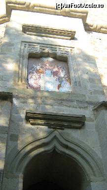 [P02] intrarea in biserica manastirii » foto by cristi82d
 - 
<span class="allrVoted glyphicon glyphicon-heart hidden" id="av149252"></span>
<a class="m-l-10 hidden" id="sv149252" onclick="voting_Foto_DelVot(,149252,7245)" role="button">șterge vot <span class="glyphicon glyphicon-remove"></span></a>
<a id="v9149252" class=" c-red"  onclick="voting_Foto_SetVot(149252)" role="button"><span class="glyphicon glyphicon-heart-empty"></span> <b>LIKE</b> = Votează poza</a> <img class="hidden"  id="f149252W9" src="/imagini/loader.gif" border="0" /><span class="AjErrMes hidden" id="e149252ErM"></span>