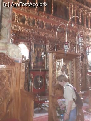 [P20] Interiorul bisericii » foto by Michi
 - 
<span class="allrVoted glyphicon glyphicon-heart hidden" id="av1410463"></span>
<a class="m-l-10 hidden" id="sv1410463" onclick="voting_Foto_DelVot(,1410463,7245)" role="button">șterge vot <span class="glyphicon glyphicon-remove"></span></a>
<a id="v91410463" class=" c-red"  onclick="voting_Foto_SetVot(1410463)" role="button"><span class="glyphicon glyphicon-heart-empty"></span> <b>LIKE</b> = Votează poza</a> <img class="hidden"  id="f1410463W9" src="/imagini/loader.gif" border="0" /><span class="AjErrMes hidden" id="e1410463ErM"></span>