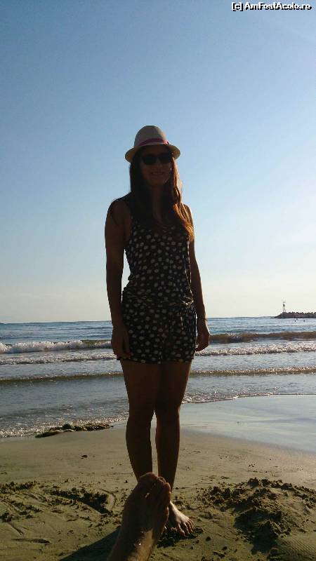 [P19] pe plaja din Skala Potamia » foto by savescuvv
 - 
<span class="allrVoted glyphicon glyphicon-heart hidden" id="av553206"></span>
<a class="m-l-10 hidden" id="sv553206" onclick="voting_Foto_DelVot(,553206,7269)" role="button">șterge vot <span class="glyphicon glyphicon-remove"></span></a>
<a id="v9553206" class=" c-red"  onclick="voting_Foto_SetVot(553206)" role="button"><span class="glyphicon glyphicon-heart-empty"></span> <b>LIKE</b> = Votează poza</a> <img class="hidden"  id="f553206W9" src="/imagini/loader.gif" border="0" /><span class="AjErrMes hidden" id="e553206ErM"></span>