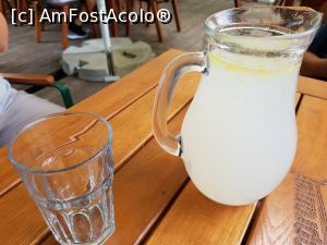 [P14] Am cerut o limonadă la un litru - a fost rece și bunăăă! » foto by Floryn81
 - 
<span class="allrVoted glyphicon glyphicon-heart hidden" id="av1178313"></span>
<a class="m-l-10 hidden" id="sv1178313" onclick="voting_Foto_DelVot(,1178313,7327)" role="button">șterge vot <span class="glyphicon glyphicon-remove"></span></a>
<a id="v91178313" class=" c-red"  onclick="voting_Foto_SetVot(1178313)" role="button"><span class="glyphicon glyphicon-heart-empty"></span> <b>LIKE</b> = Votează poza</a> <img class="hidden"  id="f1178313W9" src="/imagini/loader.gif" border="0" /><span class="AjErrMes hidden" id="e1178313ErM"></span>