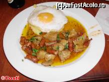 [P15] Asta am mâncat eu: tochitură 'La Cetate', cu carne de porc, cârnaţi, ou ochi şi mămăliguţă. » foto by Costi
 - 
<span class="allrVoted glyphicon glyphicon-heart hidden" id="av318436"></span>
<a class="m-l-10 hidden" id="sv318436" onclick="voting_Foto_DelVot(,318436,7327)" role="button">șterge vot <span class="glyphicon glyphicon-remove"></span></a>
<a id="v9318436" class=" c-red"  onclick="voting_Foto_SetVot(318436)" role="button"><span class="glyphicon glyphicon-heart-empty"></span> <b>LIKE</b> = Votează poza</a> <img class="hidden"  id="f318436W9" src="/imagini/loader.gif" border="0" /><span class="AjErrMes hidden" id="e318436ErM"></span>