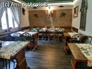 [P09] Pizzeria Venezia » foto by adso
 - 
<span class="allrVoted glyphicon glyphicon-heart hidden" id="av1528659"></span>
<a class="m-l-10 hidden" id="sv1528659" onclick="voting_Foto_DelVot(,1528659,7328)" role="button">șterge vot <span class="glyphicon glyphicon-remove"></span></a>
<a id="v91528659" class=" c-red"  onclick="voting_Foto_SetVot(1528659)" role="button"><span class="glyphicon glyphicon-heart-empty"></span> <b>LIKE</b> = Votează poza</a> <img class="hidden"  id="f1528659W9" src="/imagini/loader.gif" border="0" /><span class="AjErrMes hidden" id="e1528659ErM"></span>