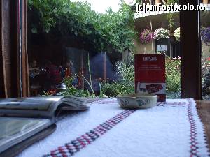[P15] Unul dintre saloanele restaurantului, detalii.  » foto by crima
 - 
<span class="allrVoted glyphicon glyphicon-heart hidden" id="av580718"></span>
<a class="m-l-10 hidden" id="sv580718" onclick="voting_Foto_DelVot(,580718,7475)" role="button">șterge vot <span class="glyphicon glyphicon-remove"></span></a>
<a id="v9580718" class=" c-red"  onclick="voting_Foto_SetVot(580718)" role="button"><span class="glyphicon glyphicon-heart-empty"></span> <b>LIKE</b> = Votează poza</a> <img class="hidden"  id="f580718W9" src="/imagini/loader.gif" border="0" /><span class="AjErrMes hidden" id="e580718ErM"></span>