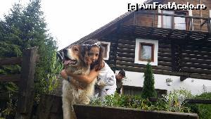 [P16] Mare dragoste intre copilul nostru si Junior, ciobanescul de la Casa Bunicilor.  » foto by Maxie*
 - 
<span class="allrVoted glyphicon glyphicon-heart hidden" id="av537257"></span>
<a class="m-l-10 hidden" id="sv537257" onclick="voting_Foto_DelVot(,537257,7483)" role="button">șterge vot <span class="glyphicon glyphicon-remove"></span></a>
<a id="v9537257" class=" c-red"  onclick="voting_Foto_SetVot(537257)" role="button"><span class="glyphicon glyphicon-heart-empty"></span> <b>LIKE</b> = Votează poza</a> <img class="hidden"  id="f537257W9" src="/imagini/loader.gif" border="0" /><span class="AjErrMes hidden" id="e537257ErM"></span>