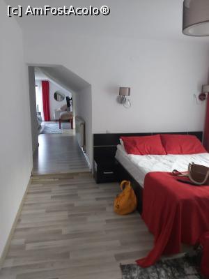 [P01] Apartament » foto by roxi-nico
 - 
<span class="allrVoted glyphicon glyphicon-heart hidden" id="av1322406"></span>
<a class="m-l-10 hidden" id="sv1322406" onclick="voting_Foto_DelVot(,1322406,7508)" role="button">șterge vot <span class="glyphicon glyphicon-remove"></span></a>
<a id="v91322406" class=" c-red"  onclick="voting_Foto_SetVot(1322406)" role="button"><span class="glyphicon glyphicon-heart-empty"></span> <b>LIKE</b> = Votează poza</a> <img class="hidden"  id="f1322406W9" src="/imagini/loader.gif" border="0" /><span class="AjErrMes hidden" id="e1322406ErM"></span>