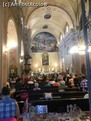 [P06] Interior Biserica Sf Treime » foto by AZE
 - 
<span class="allrVoted glyphicon glyphicon-heart hidden" id="av1279069"></span>
<a class="m-l-10 hidden" id="sv1279069" onclick="voting_Foto_DelVot(,1279069,7527)" role="button">șterge vot <span class="glyphicon glyphicon-remove"></span></a>
<a id="v91279069" class=" c-red"  onclick="voting_Foto_SetVot(1279069)" role="button"><span class="glyphicon glyphicon-heart-empty"></span> <b>LIKE</b> = Votează poza</a> <img class="hidden"  id="f1279069W9" src="/imagini/loader.gif" border="0" /><span class="AjErrMes hidden" id="e1279069ErM"></span>