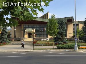 [P24] Baia Mare - Palatul Administrativ » foto by mishu
 - 
<span class="allrVoted glyphicon glyphicon-heart hidden" id="av901350"></span>
<a class="m-l-10 hidden" id="sv901350" onclick="voting_Foto_DelVot(,901350,7527)" role="button">șterge vot <span class="glyphicon glyphicon-remove"></span></a>
<a id="v9901350" class=" c-red"  onclick="voting_Foto_SetVot(901350)" role="button"><span class="glyphicon glyphicon-heart-empty"></span> <b>LIKE</b> = Votează poza</a> <img class="hidden"  id="f901350W9" src="/imagini/loader.gif" border="0" /><span class="AjErrMes hidden" id="e901350ErM"></span>