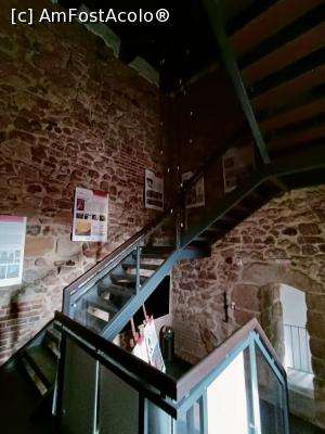[P12] În interiorul turnului. » foto by tata123 🔱
 - 
<span class="allrVoted glyphicon glyphicon-heart hidden" id="av1344375"></span>
<a class="m-l-10 hidden" id="sv1344375" onclick="voting_Foto_DelVot(,1344375,7527)" role="button">șterge vot <span class="glyphicon glyphicon-remove"></span></a>
<a id="v91344375" class=" c-red"  onclick="voting_Foto_SetVot(1344375)" role="button"><span class="glyphicon glyphicon-heart-empty"></span> <b>LIKE</b> = Votează poza</a> <img class="hidden"  id="f1344375W9" src="/imagini/loader.gif" border="0" /><span class="AjErrMes hidden" id="e1344375ErM"></span>