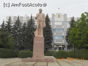 [P14] tovarasul Lenin in fata Prefecturii » foto by zlatna
 - 
<span class="allrVoted glyphicon glyphicon-heart hidden" id="av807459"></span>
<a class="m-l-10 hidden" id="sv807459" onclick="voting_Foto_DelVot(,807459,7530)" role="button">șterge vot <span class="glyphicon glyphicon-remove"></span></a>
<a id="v9807459" class=" c-red"  onclick="voting_Foto_SetVot(807459)" role="button"><span class="glyphicon glyphicon-heart-empty"></span> <b>LIKE</b> = Votează poza</a> <img class="hidden"  id="f807459W9" src="/imagini/loader.gif" border="0" /><span class="AjErrMes hidden" id="e807459ErM"></span>