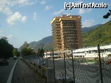 [P01] Hotelul Cozia, din superba Căciulata, în plină renovare în toamna lui 2011 !!! » foto by RobertCodescu
 - 
<span class="allrVoted glyphicon glyphicon-heart hidden" id="av269946"></span>
<a class="m-l-10 hidden" id="sv269946" onclick="voting_Foto_DelVot(,269946,7571)" role="button">șterge vot <span class="glyphicon glyphicon-remove"></span></a>
<a id="v9269946" class=" c-red"  onclick="voting_Foto_SetVot(269946)" role="button"><span class="glyphicon glyphicon-heart-empty"></span> <b>LIKE</b> = Votează poza</a> <img class="hidden"  id="f269946W9" src="/imagini/loader.gif" border="0" /><span class="AjErrMes hidden" id="e269946ErM"></span>