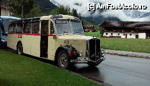 [P26] Un simpatic autobuz de epoca in Pertisau, care face curse pana la Gramaialm.  » foto by saxonul
 - 
<span class="allrVoted glyphicon glyphicon-heart hidden" id="av545475"></span>
<a class="m-l-10 hidden" id="sv545475" onclick="voting_Foto_DelVot(,545475,7577)" role="button">șterge vot <span class="glyphicon glyphicon-remove"></span></a>
<a id="v9545475" class=" c-red"  onclick="voting_Foto_SetVot(545475)" role="button"><span class="glyphicon glyphicon-heart-empty"></span> <b>LIKE</b> = Votează poza</a> <img class="hidden"  id="f545475W9" src="/imagini/loader.gif" border="0" /><span class="AjErrMes hidden" id="e545475ErM"></span>