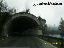[P22] la intrare in Pertisau este acest tunel deschis spre lac. » foto by adryana
 - 
<span class="allrVoted glyphicon glyphicon-heart hidden" id="av314734"></span>
<a class="m-l-10 hidden" id="sv314734" onclick="voting_Foto_DelVot(,314734,7577)" role="button">șterge vot <span class="glyphicon glyphicon-remove"></span></a>
<a id="v9314734" class=" c-red"  onclick="voting_Foto_SetVot(314734)" role="button"><span class="glyphicon glyphicon-heart-empty"></span> <b>LIKE</b> = Votează poza</a> <img class="hidden"  id="f314734W9" src="/imagini/loader.gif" border="0" /><span class="AjErrMes hidden" id="e314734ErM"></span>