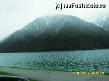 [P26] lacul Achensee, observati culoarea apei. » foto by adryana
 - 
<span class="allrVoted glyphicon glyphicon-heart hidden" id="av314738"></span>
<a class="m-l-10 hidden" id="sv314738" onclick="voting_Foto_DelVot(,314738,7577)" role="button">șterge vot <span class="glyphicon glyphicon-remove"></span></a>
<a id="v9314738" class=" c-red"  onclick="voting_Foto_SetVot(314738)" role="button"><span class="glyphicon glyphicon-heart-empty"></span> <b>LIKE</b> = Votează poza</a> <img class="hidden"  id="f314738W9" src="/imagini/loader.gif" border="0" /><span class="AjErrMes hidden" id="e314738ErM"></span>