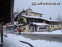 [P31] la plimbare prin Pertisau. » foto by adryana
 - 
<span class="allrVoted glyphicon glyphicon-heart hidden" id="av314743"></span>
<a class="m-l-10 hidden" id="sv314743" onclick="voting_Foto_DelVot(,314743,7577)" role="button">șterge vot <span class="glyphicon glyphicon-remove"></span></a>
<a id="v9314743" class=" c-red"  onclick="voting_Foto_SetVot(314743)" role="button"><span class="glyphicon glyphicon-heart-empty"></span> <b>LIKE</b> = Votează poza</a> <img class="hidden"  id="f314743W9" src="/imagini/loader.gif" border="0" /><span class="AjErrMes hidden" id="e314743ErM"></span>