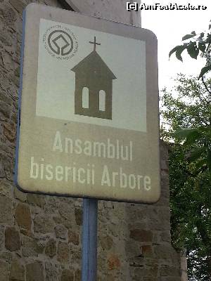 [P02] Ansamblul Bisericii Arbore - indicator care marcheaza intrarea » foto by Dan&Ema
 - 
<span class="allrVoted glyphicon glyphicon-heart hidden" id="av551999"></span>
<a class="m-l-10 hidden" id="sv551999" onclick="voting_Foto_DelVot(,551999,7580)" role="button">șterge vot <span class="glyphicon glyphicon-remove"></span></a>
<a id="v9551999" class=" c-red"  onclick="voting_Foto_SetVot(551999)" role="button"><span class="glyphicon glyphicon-heart-empty"></span> <b>LIKE</b> = Votează poza</a> <img class="hidden"  id="f551999W9" src="/imagini/loader.gif" border="0" /><span class="AjErrMes hidden" id="e551999ErM"></span>