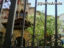 [P25] casa veche din orasul Reus » foto by sandu.53
 - 
<span class="allrVoted glyphicon glyphicon-heart hidden" id="av143070"></span>
<a class="m-l-10 hidden" id="sv143070" onclick="voting_Foto_DelVot(,143070,7608)" role="button">șterge vot <span class="glyphicon glyphicon-remove"></span></a>
<a id="v9143070" class=" c-red"  onclick="voting_Foto_SetVot(143070)" role="button"><span class="glyphicon glyphicon-heart-empty"></span> <b>LIKE</b> = Votează poza</a> <img class="hidden"  id="f143070W9" src="/imagini/loader.gif" border="0" /><span class="AjErrMes hidden" id="e143070ErM"></span>