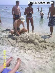 [P16] sculptura in nisip » foto by szik173
 - 
<span class="allrVoted glyphicon glyphicon-heart hidden" id="av154864"></span>
<a class="m-l-10 hidden" id="sv154864" onclick="voting_Foto_DelVot(,154864,7618)" role="button">șterge vot <span class="glyphicon glyphicon-remove"></span></a>
<a id="v9154864" class=" c-red"  onclick="voting_Foto_SetVot(154864)" role="button"><span class="glyphicon glyphicon-heart-empty"></span> <b>LIKE</b> = Votează poza</a> <img class="hidden"  id="f154864W9" src="/imagini/loader.gif" border="0" /><span class="AjErrMes hidden" id="e154864ErM"></span>