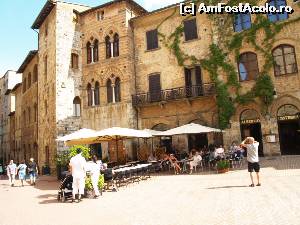 [P17] Piazza della Cisterna - Palazzo Tortoli » foto by Mika
 - 
<span class="allrVoted glyphicon glyphicon-heart hidden" id="av677154"></span>
<a class="m-l-10 hidden" id="sv677154" onclick="voting_Foto_DelVot(,677154,7623)" role="button">șterge vot <span class="glyphicon glyphicon-remove"></span></a>
<a id="v9677154" class=" c-red"  onclick="voting_Foto_SetVot(677154)" role="button"><span class="glyphicon glyphicon-heart-empty"></span> <b>LIKE</b> = Votează poza</a> <img class="hidden"  id="f677154W9" src="/imagini/loader.gif" border="0" /><span class="AjErrMes hidden" id="e677154ErM"></span>