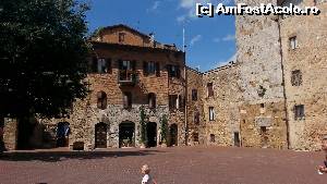 [P06] Piazza delle Erbe » foto by Mika
 - 
<span class="allrVoted glyphicon glyphicon-heart hidden" id="av677071"></span>
<a class="m-l-10 hidden" id="sv677071" onclick="voting_Foto_DelVot(,677071,7623)" role="button">șterge vot <span class="glyphicon glyphicon-remove"></span></a>
<a id="v9677071" class=" c-red"  onclick="voting_Foto_SetVot(677071)" role="button"><span class="glyphicon glyphicon-heart-empty"></span> <b>LIKE</b> = Votează poza</a> <img class="hidden"  id="f677071W9" src="/imagini/loader.gif" border="0" /><span class="AjErrMes hidden" id="e677071ErM"></span>