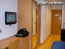 [P01] Interiorul unei camere dintr-un hotel de 2 stele spaniole » foto by F 1304
 - 
<span class="allrVoted glyphicon glyphicon-heart hidden" id="av145370"></span>
<a class="m-l-10 hidden" id="sv145370" onclick="voting_Foto_DelVot(,145370,7651)" role="button">șterge vot <span class="glyphicon glyphicon-remove"></span></a>
<a id="v9145370" class=" c-red"  onclick="voting_Foto_SetVot(145370)" role="button"><span class="glyphicon glyphicon-heart-empty"></span> <b>LIKE</b> = Votează poza</a> <img class="hidden"  id="f145370W9" src="/imagini/loader.gif" border="0" /><span class="AjErrMes hidden" id="e145370ErM"></span>