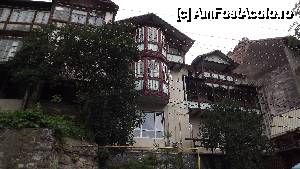 [P10] Vila Ileana Sinaia - imagine din spatele vilei » foto by danoradea
 - 
<span class="allrVoted glyphicon glyphicon-heart hidden" id="av431981"></span>
<a class="m-l-10 hidden" id="sv431981" onclick="voting_Foto_DelVot(,431981,7678)" role="button">șterge vot <span class="glyphicon glyphicon-remove"></span></a>
<a id="v9431981" class=" c-red"  onclick="voting_Foto_SetVot(431981)" role="button"><span class="glyphicon glyphicon-heart-empty"></span> <b>LIKE</b> = Votează poza</a> <img class="hidden"  id="f431981W9" src="/imagini/loader.gif" border="0" /><span class="AjErrMes hidden" id="e431981ErM"></span>